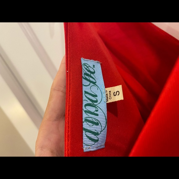 Francesca’s Formal V-Neck Skater Dress - Picture 3 of 4